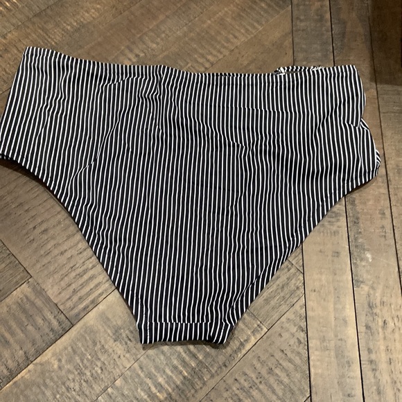 Bikini bottoms - Picture 4 of 4